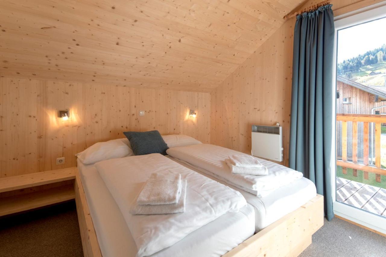Hirsch Chalet Sankt Lorenzen ob Murau Exterior photo
